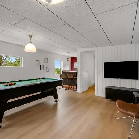 Gadde - 100m To The Fjord By Interhome *